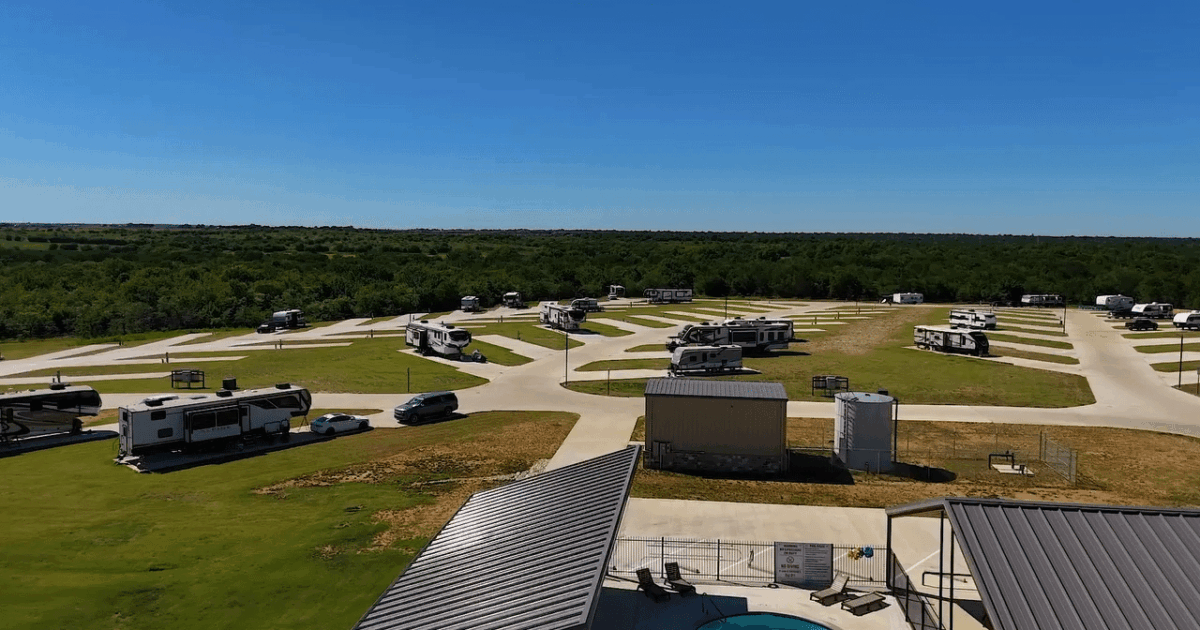 Highland Hideaway RV Resort RV park in Cleburne, TX (photo 1)